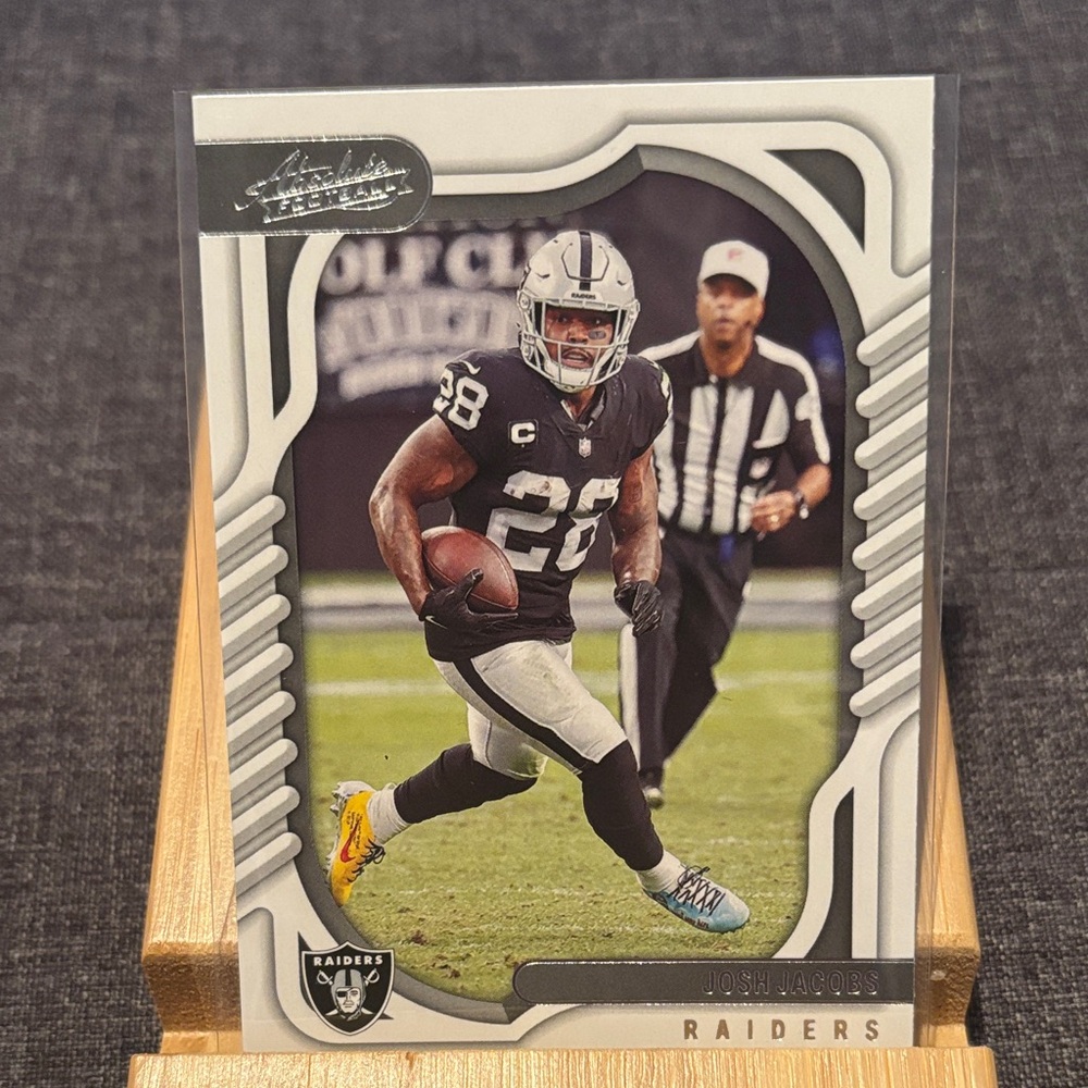 Josh Jacobs Las Vegas Raiders Football Card